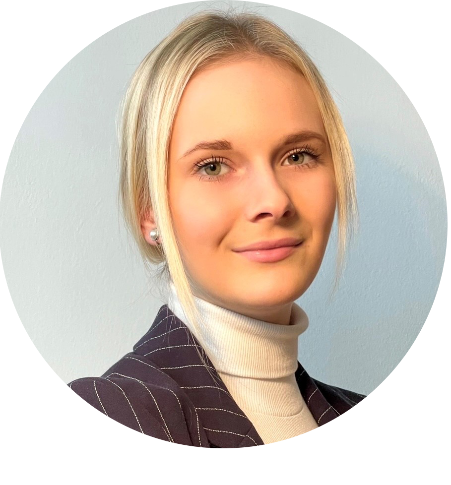 Sarah-round